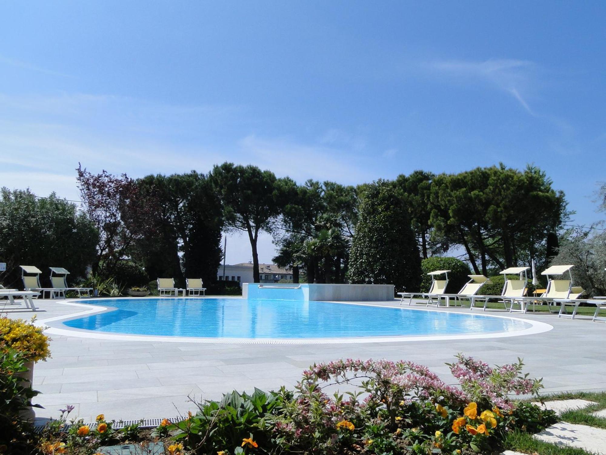 Hotel Giulietta Romeo Lazise Luaran gambar